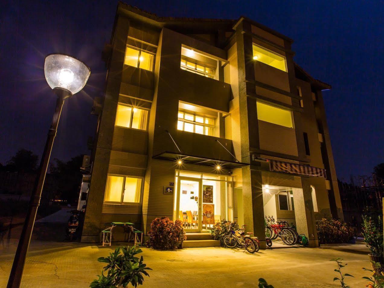 Jinning 백팩커스 인 B&B 외부 사진