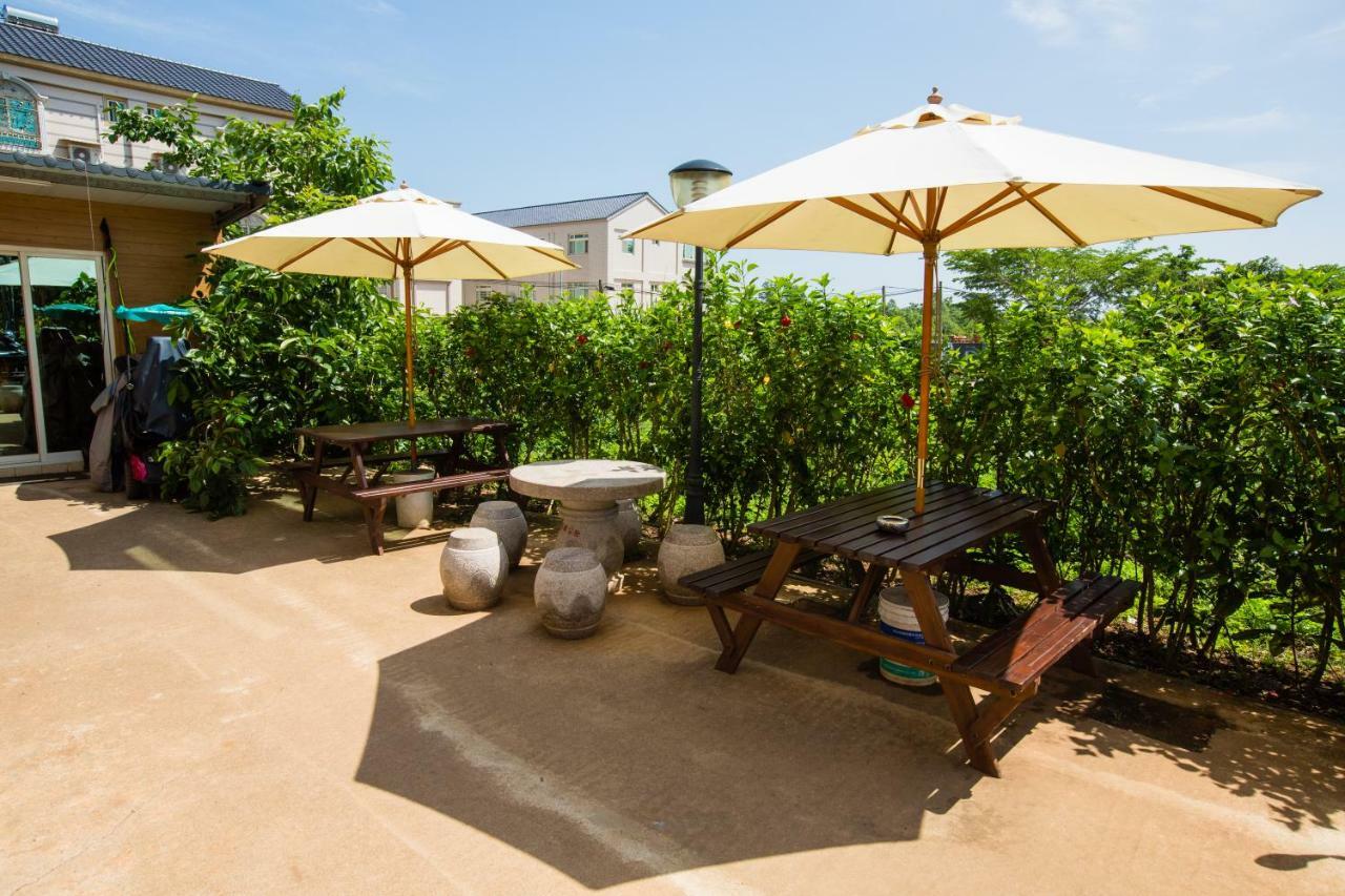 Jinning 백팩커스 인 B&B 외부 사진